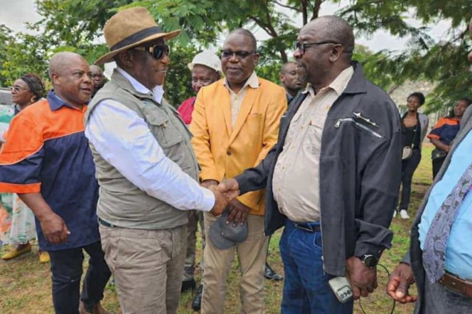 Zimbabwean Parliament building with security presence